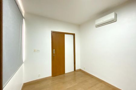 Apartamento para alugar com 100m², 3 quartos e 2 vagas Apartamento para alugar com 100m², 3 quartos e 2 vagasSuite