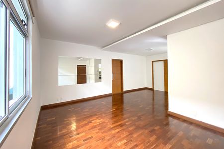 Apartamento para alugar com 100m², 3 quartos e 2 vagas Apartamento para alugar com 100m², 3 quartos e 2 vagasSala