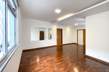 Apartamento para alugar com 100m², 3 quartos e 2 vagas Apartamento para alugar com 100m², 3 quartos e 2 vagasSala