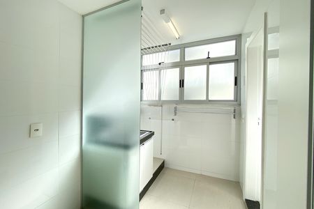 Apartamento para alugar com 100m², 3 quartos e 2 vagas Apartamento para alugar com 100m², 3 quartos e 2 vagasÁrea de Serviço