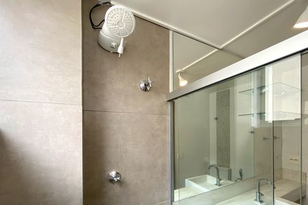 Apartamento para alugar com 100m², 3 quartos e 2 vagas Apartamento para alugar com 100m², 3 quartos e 2 vagasBanheiro da Suíte 1