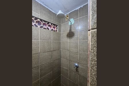 chuveiro  de casa para alugar com 1 quarto, 40m² em Rio Vermelho, Salvador