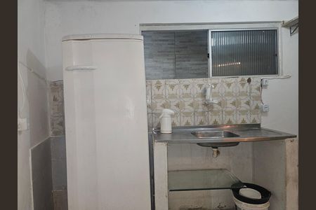 Casa para alugar com 40m², 1 quarto e sem vaga Casa para alugar com 40m², 1 quarto e sem vagaCozinha
