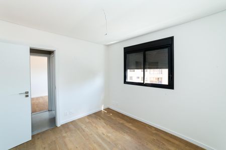 Apartamento à venda com 133m², 4 quartos e 3 vagasQuarto 1