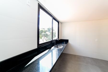 Apartamento à venda com 133m², 4 quartos e 3 vagasCozinha