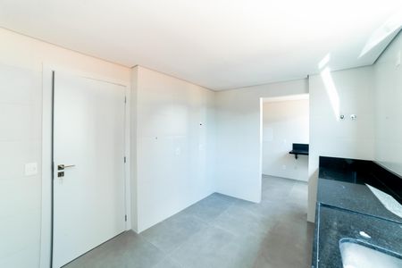 Apartamento à venda com 133m², 4 quartos e 3 vagasCozinha