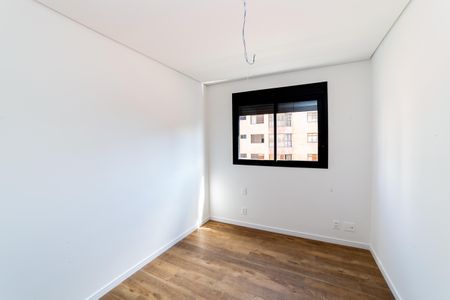 Apartamento à venda com 133m², 4 quartos e 3 vagasQuarto 2