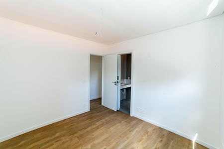 Apartamento à venda com 133m², 4 quartos e 3 vagasQuarto 1