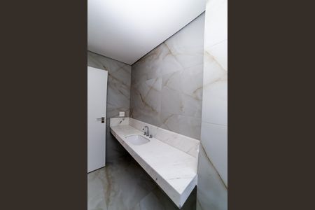 Apartamento à venda com 133m², 4 quartos e 3 vagasBanheiro da Suíte 1