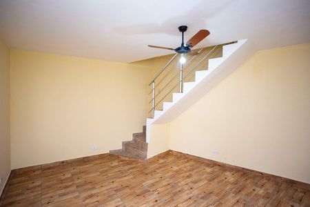 Sala de casa para alugar com 2 quartos, 50m² em Centro, Diadema