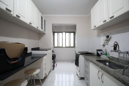 Apartamento à venda com 2 quartos, 68m² em Chácara Agrindus, Taboão da Serra