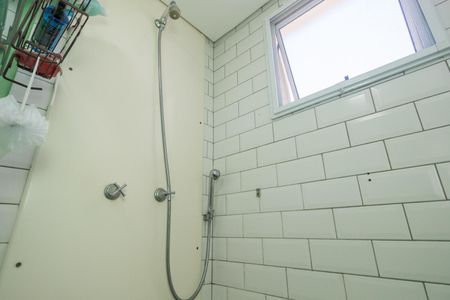 Apartamento à venda com 64m², 2 quartos e 1 vaga Apartamento à venda com 64m², 2 quartos e 1 vagaBanheiro Social