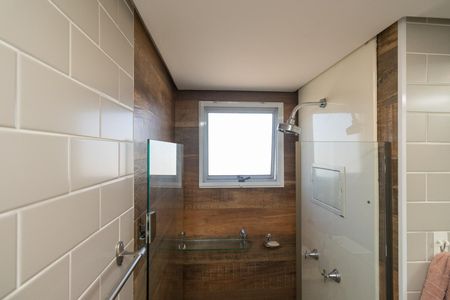 Apartamento à venda com 64m², 2 quartos e 1 vaga Apartamento à venda com 64m², 2 quartos e 1 vagaBanheiro da Suíte