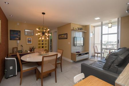 Sala de apartamento à venda com 2 quartos, 64m² em Vila Lucia, São Paulo