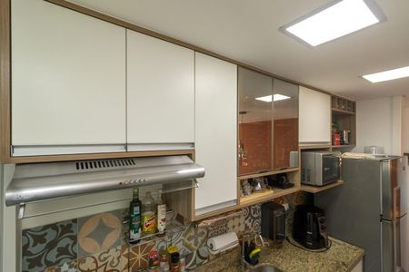 Apartamento à venda com 64m², 2 quartos e 1 vaga Apartamento à venda com 64m², 2 quartos e 1 vagaCozinha