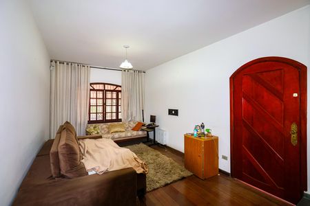 Casa para alugar com 3 quartos, 200m² em Jardim Vazani, São Paulo