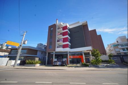 Apartamento para alugar com 64m², 2 quartos e 1 vagaFachada