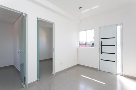 Sala  de apartamento para alugar com 2 quartos, 53m² em Cidade Líder, São Paulo