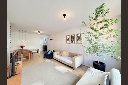 Sala de apartamento à venda com 3 quartos, 163m² em Vila Cordeiro, São Paulo