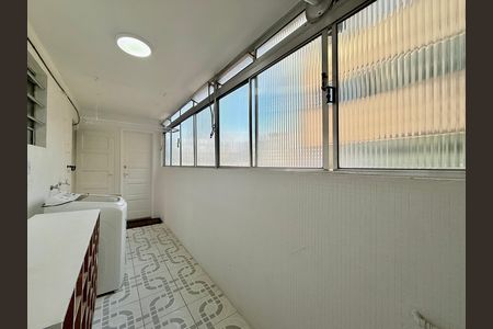 Apartamento para alugar com 163m², 3 quartos e 2 vagas Apartamento para alugar com 163m², 3 quartos e 2 vagasÁrea de Serviço