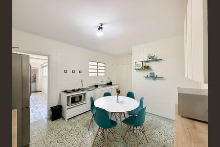 Apartamento para alugar com 163m², 3 quartos e 2 vagas Apartamento para alugar com 163m², 3 quartos e 2 vagasCozinha