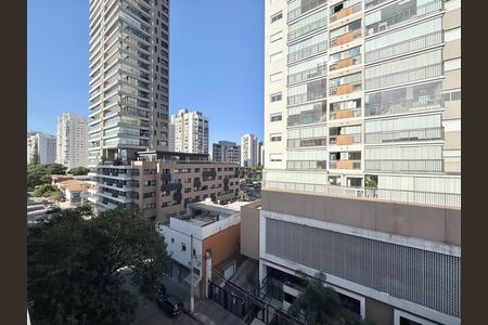 Apartamento para alugar com 163m², 3 quartos e 2 vagas Apartamento para alugar com 163m², 3 quartos e 2 vagasVista