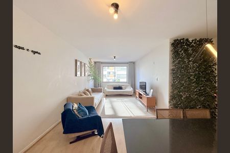 Apartamento para alugar com 163m², 3 quartos e 2 vagas Apartamento para alugar com 163m², 3 quartos e 2 vagasSala