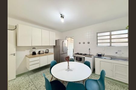 Apartamento para alugar com 163m², 3 quartos e 2 vagas Apartamento para alugar com 163m², 3 quartos e 2 vagasCozinha