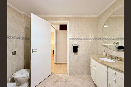 Apartamento para alugar com 163m², 3 quartos e 2 vagas Apartamento para alugar com 163m², 3 quartos e 2 vagasBanheiro Suíte