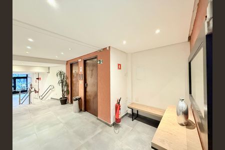 Apartamento para alugar com 163m², 3 quartos e 2 vagas Apartamento para alugar com 163m², 3 quartos e 2 vagasHall Social Bloco