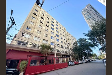 Apartamento para alugar com 163m², 3 quartos e 2 vagas Apartamento para alugar com 163m², 3 quartos e 2 vagasFachada