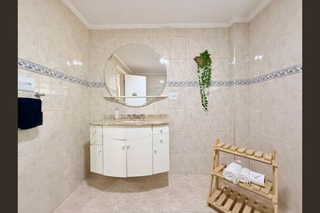 Apartamento para alugar com 163m², 3 quartos e 2 vagas Apartamento para alugar com 163m², 3 quartos e 2 vagasBanheiro Suíte
