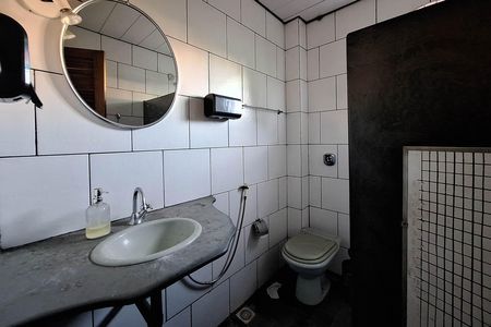 Casa para alugar com 146m², 3 quartos e 1 vaga Casa para alugar com 146m², 3 quartos e 1 vagaBanheiro 2
