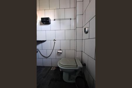 Casa para alugar com 146m², 3 quartos e 1 vaga Casa para alugar com 146m², 3 quartos e 1 vagaBanheiro 2