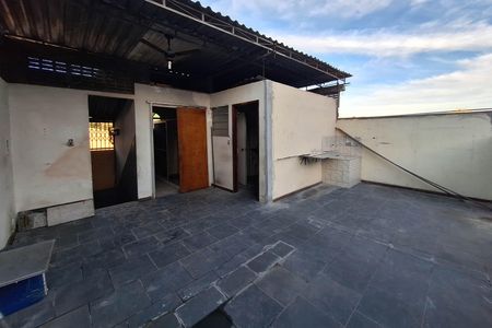 Casa para alugar com 146m², 3 quartos e 1 vaga Casa para alugar com 146m², 3 quartos e 1 vagaTerraço