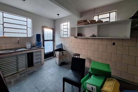 Casa para alugar com 146m², 3 quartos e 1 vaga Casa para alugar com 146m², 3 quartos e 1 vagaCozinha 2