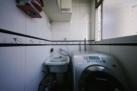 Apartamento à venda com 55m², 2 quartos e 1 vagaCozinha e Área de Serviço
