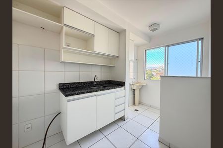 Cozinha de apartamento à venda com 2 quartos, 57m² em Cinquentenario, Belo Horizonte