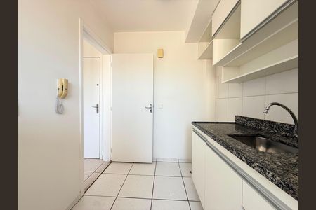 Apartamento à venda com 57m², 2 quartos e 1 vaga Apartamento à venda com 57m², 2 quartos e 1 vagaCozinha