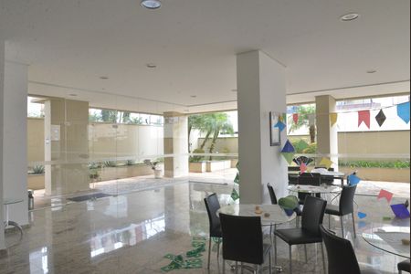 Apartamento à venda com 85m², 3 quartos e 3 vagasÁrea comum - Salão de festas