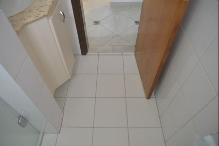 Apartamento à venda com 85m², 3 quartos e 3 vagasBanheiro Social