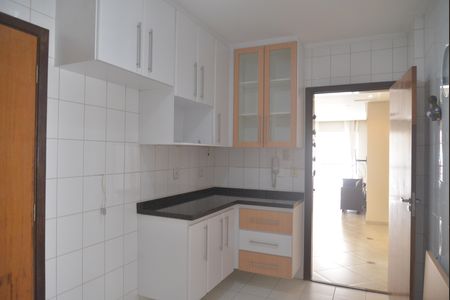 Apartamento à venda com 85m², 3 quartos e 3 vagasCozinha
