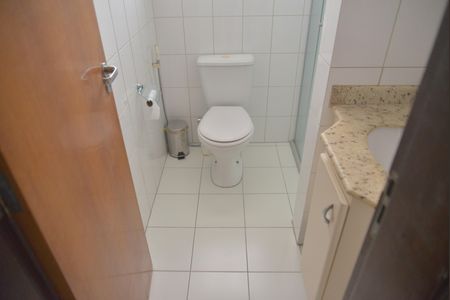 Apartamento à venda com 85m², 3 quartos e 3 vagasBanheiro Social