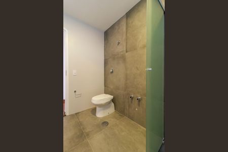 Apartamento para alugar com 150m², 3 quartos e 2 vagas Apartamento para alugar com 150m², 3 quartos e 2 vagasBanheiro 2