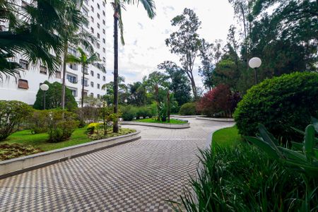 Apartamento para alugar com 150m², 3 quartos e 2 vagas Apartamento para alugar com 150m², 3 quartos e 2 vagasÁrea Comum