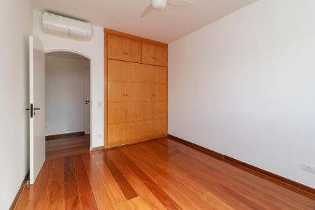 Apartamento para alugar com 150m², 3 quartos e 2 vagas Apartamento para alugar com 150m², 3 quartos e 2 vagasQuarto 3