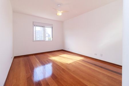 Apartamento para alugar com 150m², 3 quartos e 2 vagas Apartamento para alugar com 150m², 3 quartos e 2 vagasSuíte