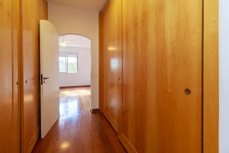 Apartamento para alugar com 150m², 3 quartos e 2 vagas Apartamento para alugar com 150m², 3 quartos e 2 vagasSuíte - Closet