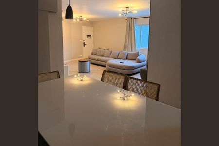 Apartamento para alugar com 112m², 3 quartos e 1 vaga Apartamento para alugar com 112m², 3 quartos e 1 vagaSala