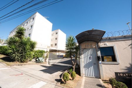 Fachada do Prédio de apartamento à venda com 2 quartos, 45m² em Santa Maria, Contagem